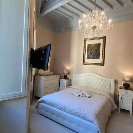 Signorelli House Apartment *