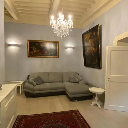 Apartment Signorelli House Cortona